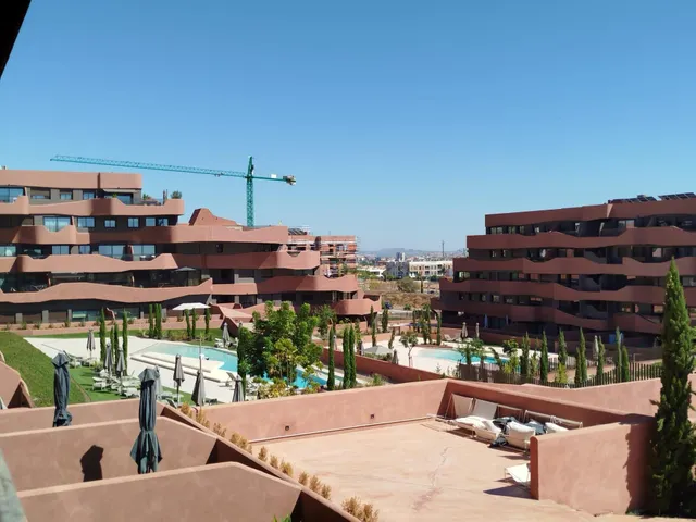 ¡Se alquila en Guadalupe, estudio con piscina comunitaria! — 14