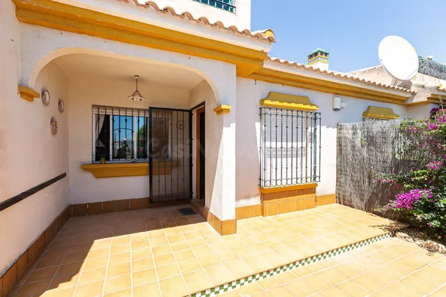 Casa 2 habitaciones 80m² en venta - La Zenia - foto 3