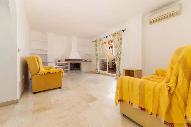 Ático con 100 m2 de espacio exterior, vistas panorámicas y garaje en el centro de Fuengirola – 375.000 € — 18