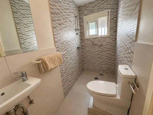 Casa en planta baja en zona norte — 23