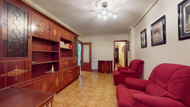 Piso de tres dormitorios de nueva construcción y con garaje — 11