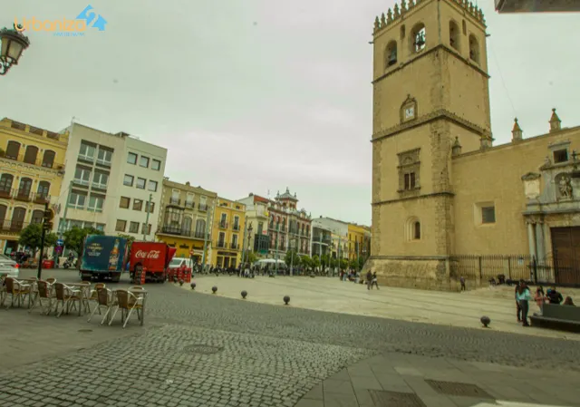 OFICINA CASCO ANTIGUO BADAJOZ — 9