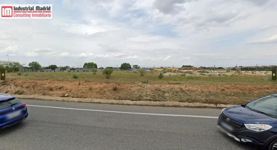 Terreno industrial finalista de 35.300m2 en Campo Real