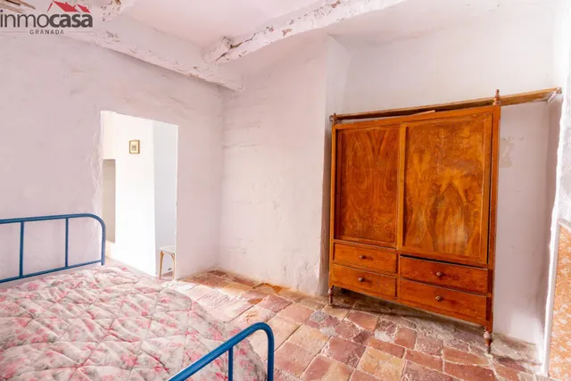 CASA DE PUEBLO EN PADUL PARA REFORMAR!!! — 30