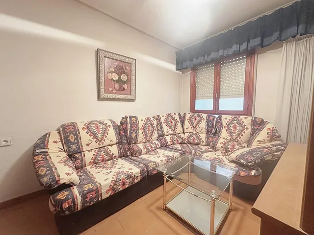 Apartamento con garaje a 300 m del mar — 10