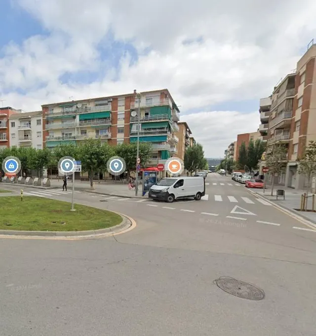 PLAZA DE APARCAMIENTO EN AVDA DR MASSANA — 13