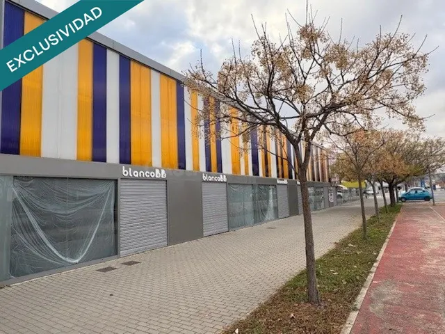 Se vende locales comerciales en una zona en crecimiento. - foto 3
