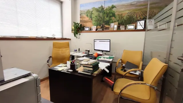 Oficina lista en Baena para emprender