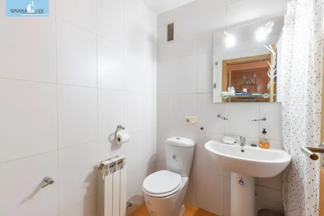 Casa Unifamiliar en Churriana de la Vega — 28