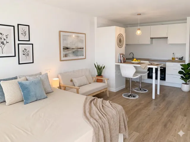 Estudio reformado con terraza privada en azotea en Paguera,  - foto 2