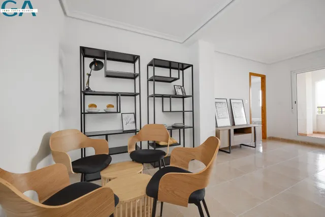Apartamentos renovados en el centro de San Fulgencio — 10