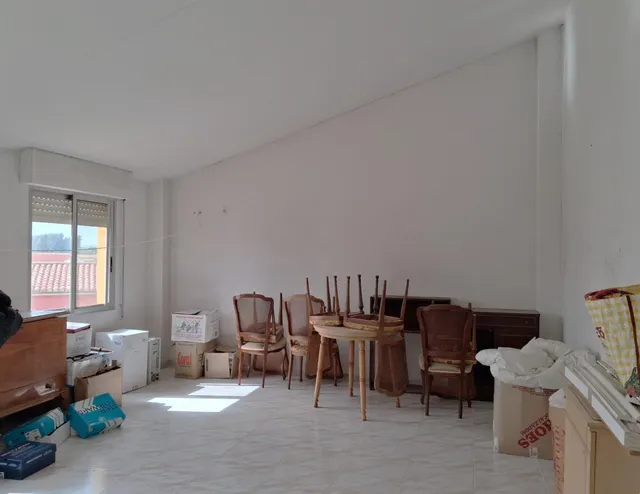 Amplia vivienda con gran garaje, patio y excelente luminosidad — 36