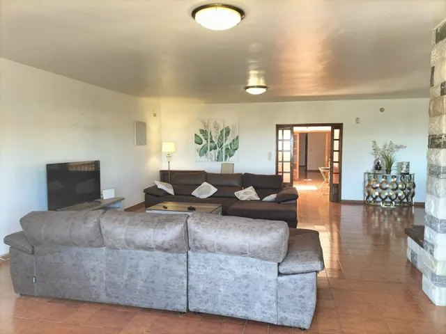 VILLA EN LA NUCIA — 18