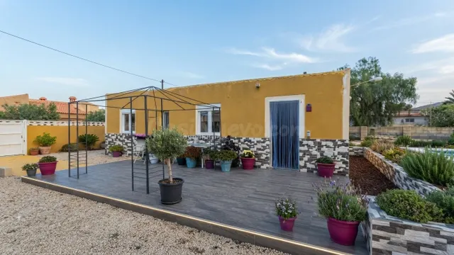 SE VENDE TERRENO URBANO CON VIVIENDA EN EL REBOLLEDO (ALICAN - foto 5