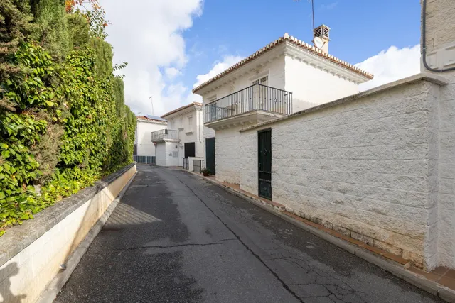 ¡Espectacular vivienda en Gójar con piscina propia! — 50