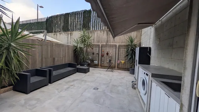 Loft en venta en Calle de la Creu Roja, 1 con 3 dormitorios. — 2