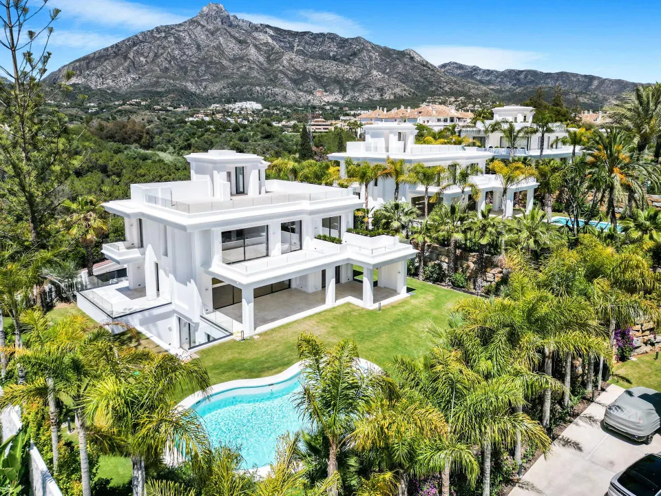 Villa 6 habitaciones 647m² en venta - Las Lomas de Río Verde