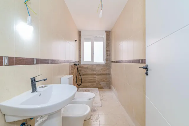 ¡Tu nuevo hogar en Cenes de la Vega te espera! ✨ — 37