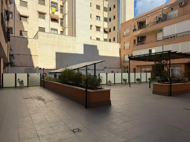 NUDA PROPIEDAD EN ZONA CÁMARA DE COMERCIO – GRANADA — 27