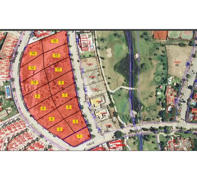 Parcela 3900m² en venta - Costa Del Sol - foto 3