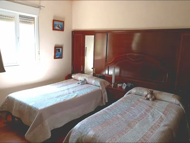 Chalet urbano en Los Gallos. — 20