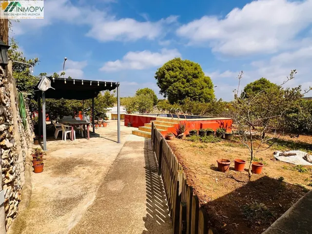 CASA CON JARDIN Y PISCINA PRIVADA EN CALIG! - foto 2