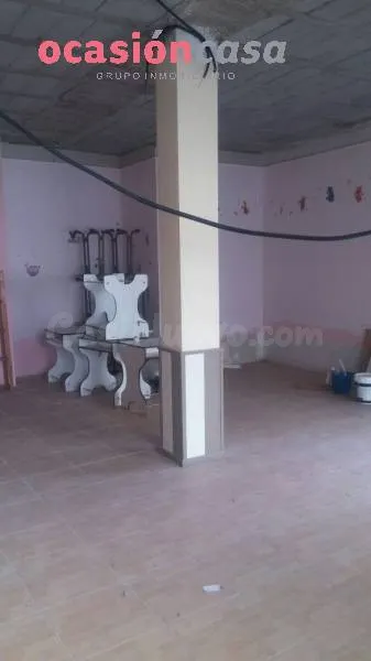 Local comercial en venta - Miralbaida - foto 3