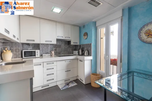 ¡CASA CON ENCANTO Y VISTAS EN PLENA PLAZA DE SANTO DOMINGO... EN EL EMBLEMÁTICO BARRIO DEL REALEJO! — 7