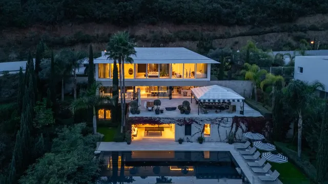 Chalet 6 habitaciones 437m² en venta - Marbella — 3