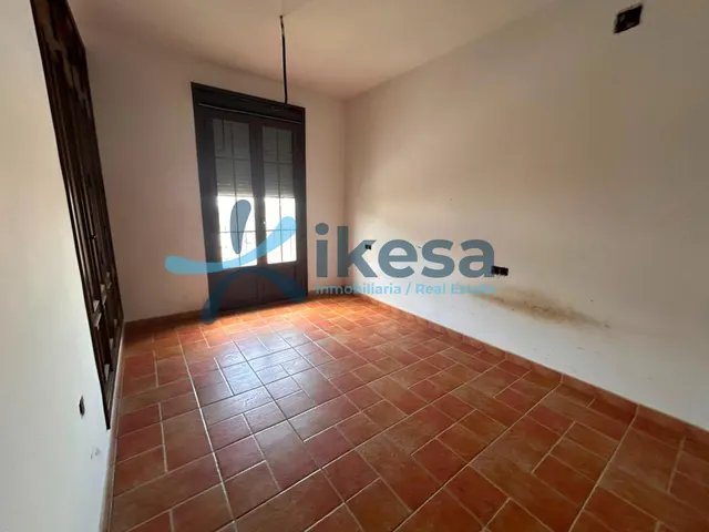 Venta de casa Adosada en Higuera de la Sierra, Huelva. — 28