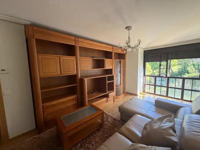 Piso de 3 habitaciones en alquiler en el centro de Nava — 22