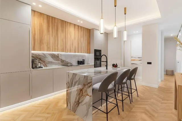 Piso 3 habitaciones 139m² en venta - Malasaña - foto 3
