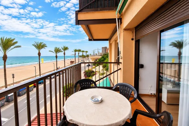 Espectacular Apartamento en Primera Línea de Playa Muchavista, El Campello — 24