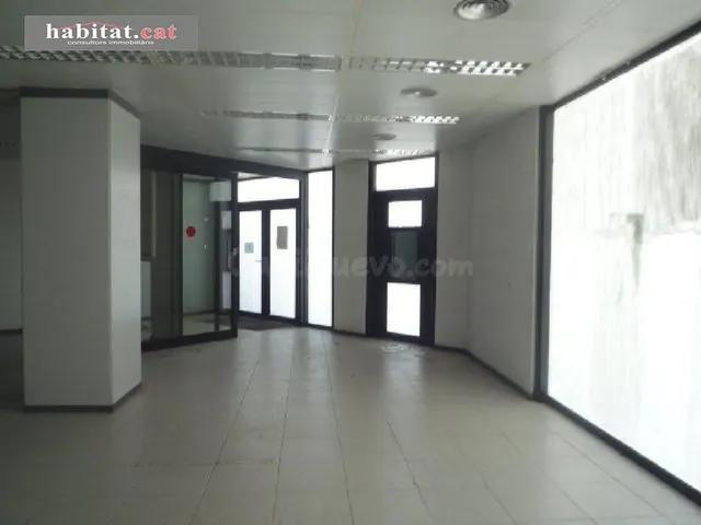 LOCAL COMERCIAL EN SITGES! - foto 2