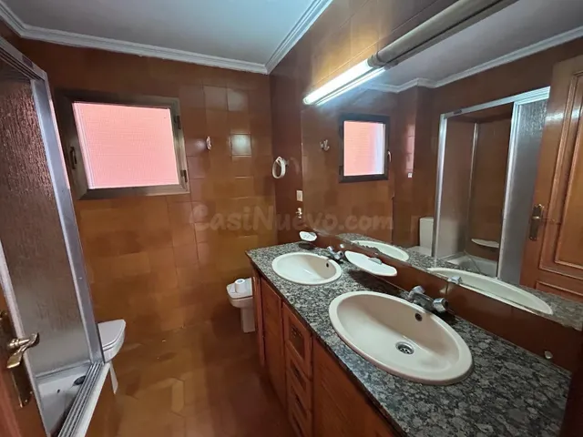 OPORTUNIDAD... SE VENDE EDIFICIO.. MENOS UNA VIVIENDA ....UB - foto 4