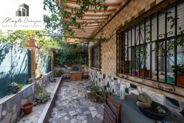 Barrio de Monachil--Casa con 3 viviendas independientes en u - foto 4