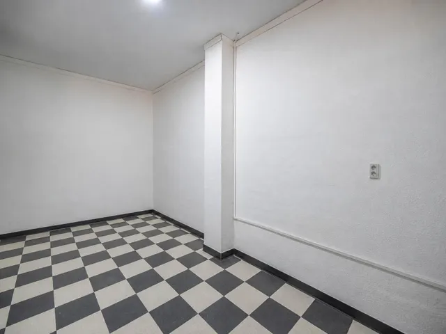 Local comercial 106m² en venta - Centro — 11