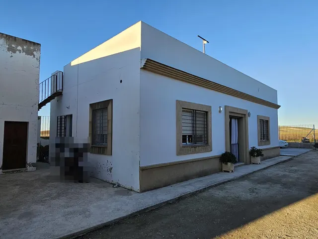 Chalet con dos Viviendas Independientes — 26