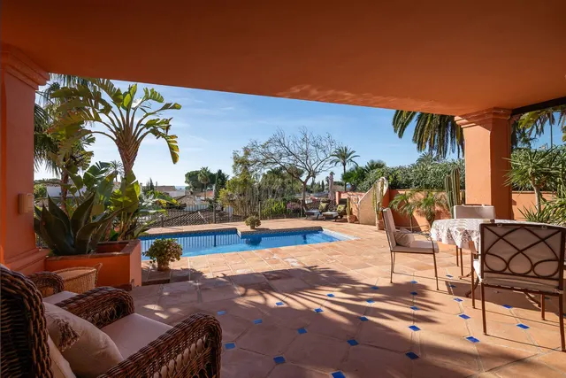 Chalet 3 habitaciones 368m² en venta - Marbella — 2