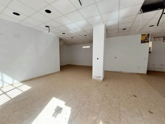 Local Comercial en Beniajan, Avenida Fabian Escribano — 7