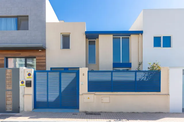 PRECIOSA CASA EN TORRENUEVA — 25