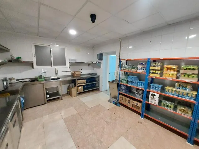 local de 250 m2, totalmente reformado, insonorizado y climatizado, — 8