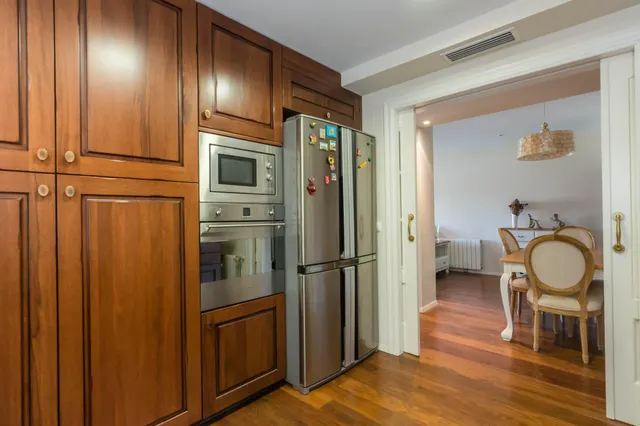 Amplia y Elegante Vivienda con Excelentes Acabados — 10