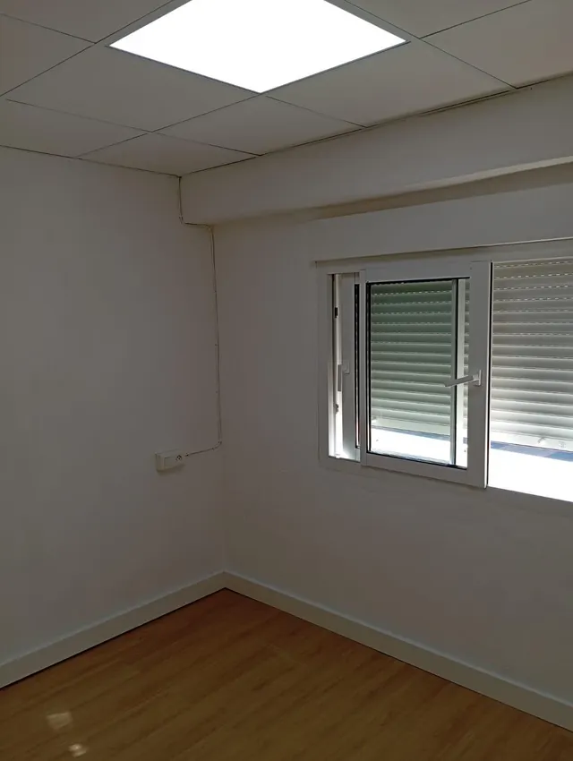 Venta restaurante con licencia de restaurante para entrar ya, y con vivienda en parte superior. — 20