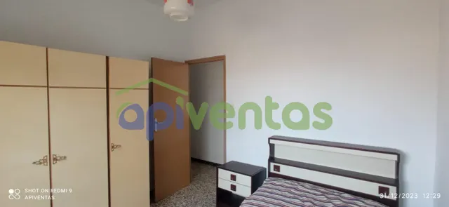 Casa con terreno y nave, LA ESCUCHA — 12