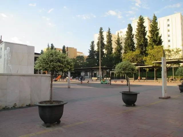 Piso de dos dormitorios sin amueblar — 24