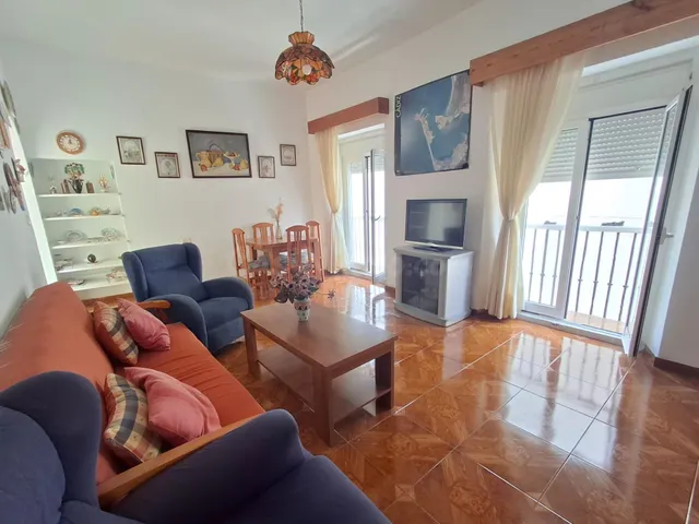 Gran vivienda señorial y luminosa en pleno Centro de Cádiz - foto 4