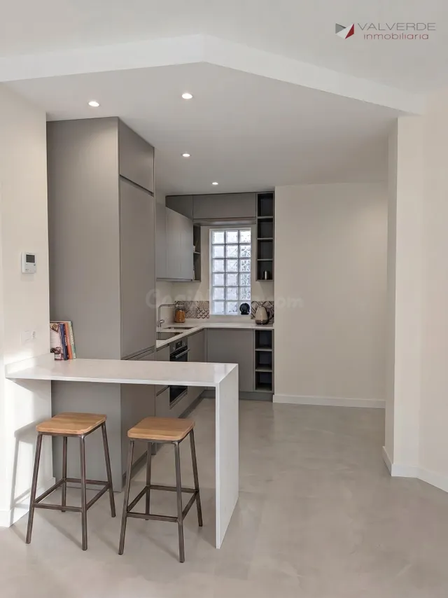 FANTÁSTICO APARTAMENTO DE OBRA NUEVA CON ASCENSOR