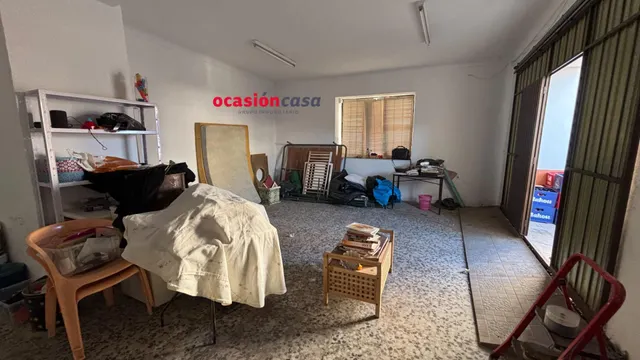 Piso, bar, local y cochera a la venta en Belmez — 20