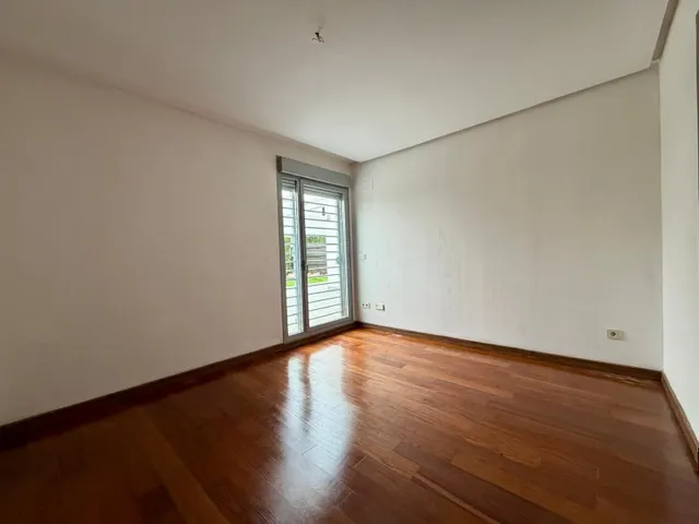 Piso  con gran jardín privado en la zona de Turruñuelos — 15